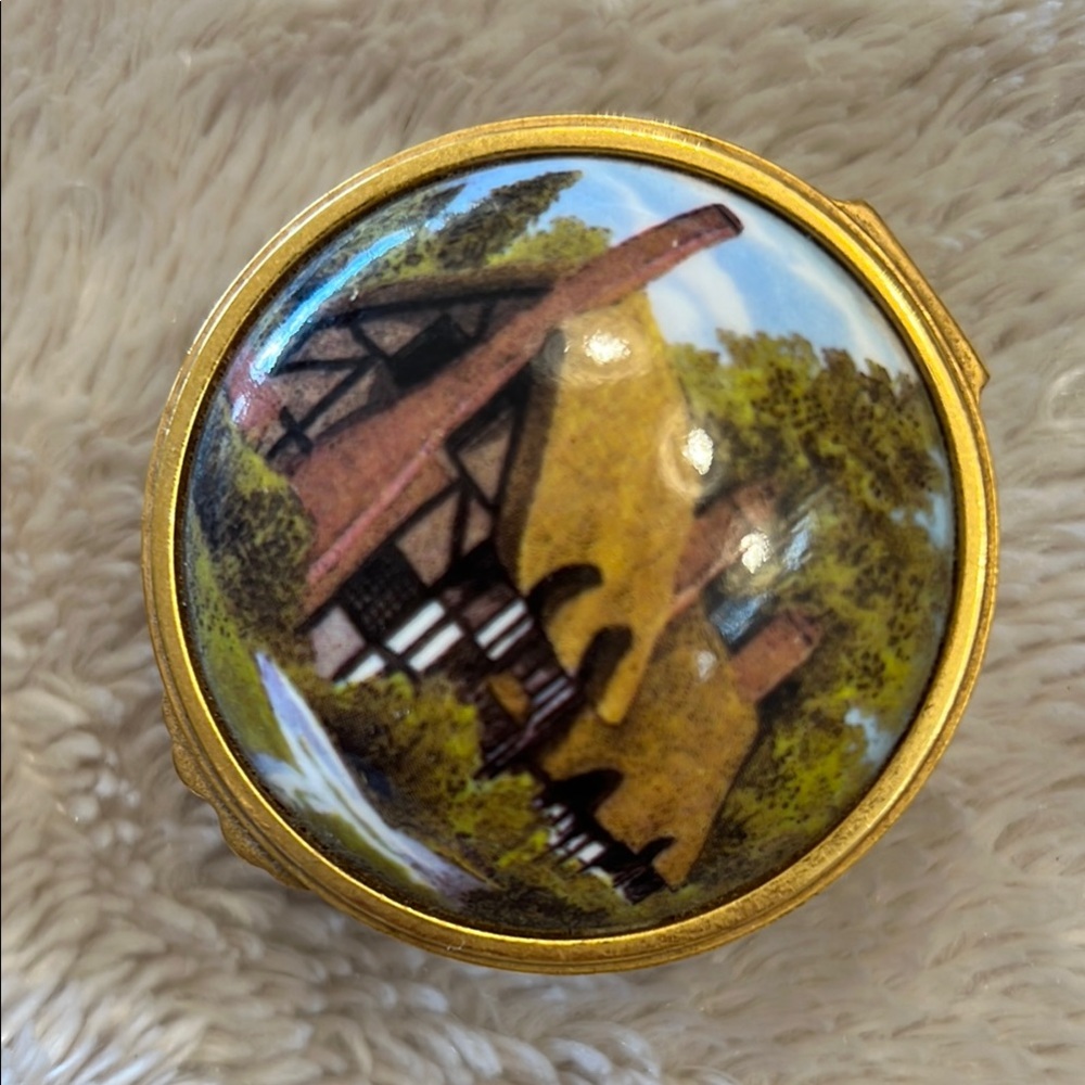 OBJETS D’ART ANN HATHAWAY’S COTTAGE Trinket Box